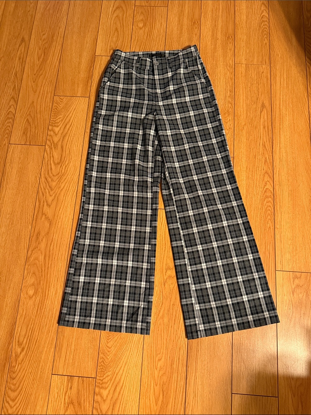 Black and Gray Plaid Wide-Leg Pants